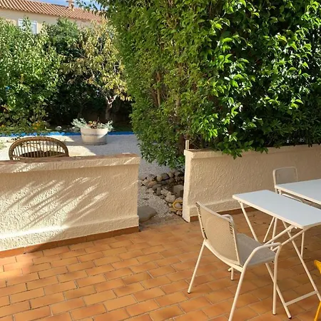 L'estanque L'etang Des Parking Climatisation *