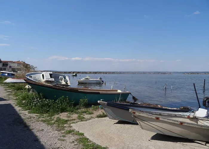 L'estanque L'etang Des Parking Climatisation *