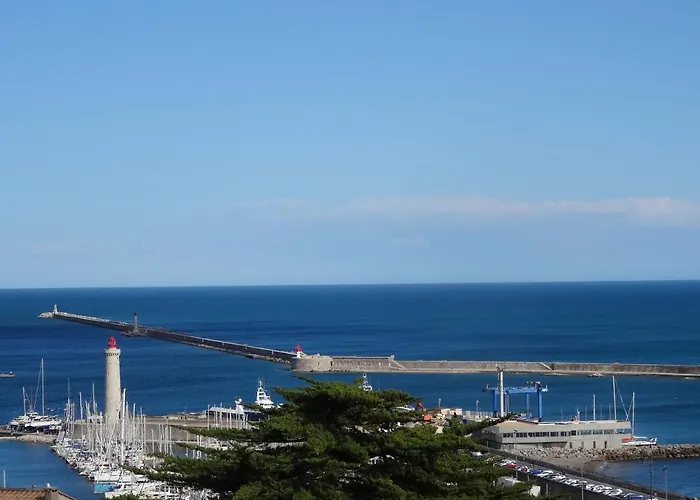 L'estanque L'etang Des Parking Climatisation Sete