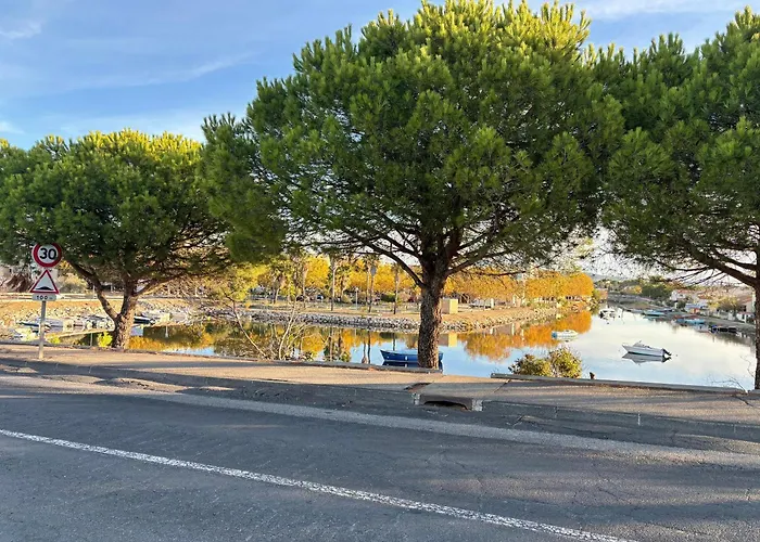 L'estanque L'étang Des Parking Climatisation Sète
